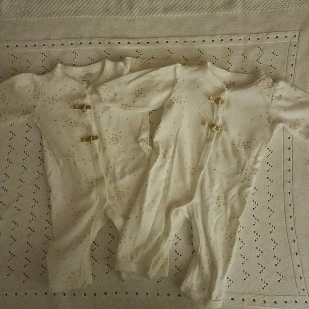 Cream & Gold pajamas for baby girls (1)